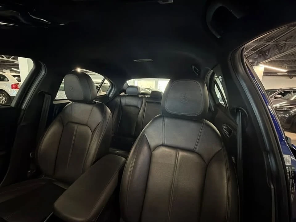 2022 Alfa Romeo Giulia - Image 13 of 20