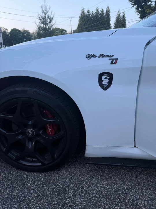 2022 Alfa Romeo Giulia - Image 6 of 21