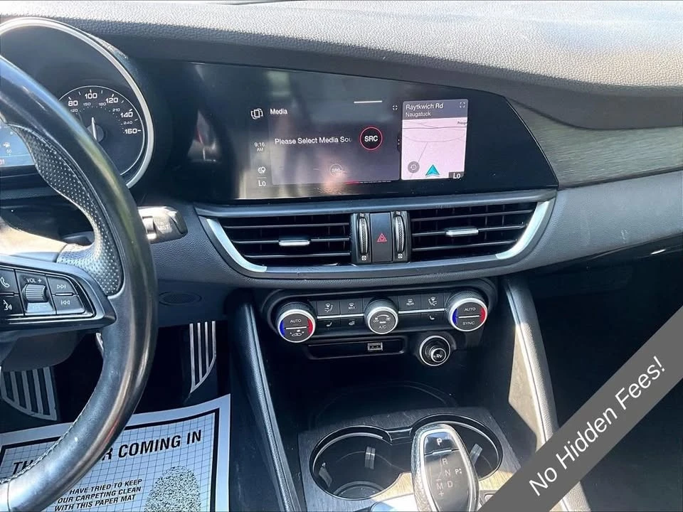2022 Alfa Romeo Giulia - Image 6 of 20