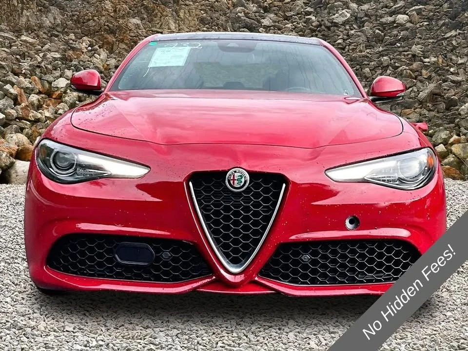 2022 Alfa Romeo Giulia - Image 4 of 20
