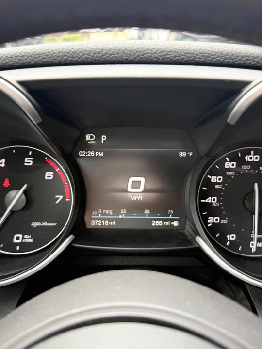 2022 Alfa Romeo Giulia - Image 14 of 14