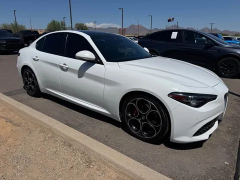 2022 Alfa Romeo Giulia Ti Sedan