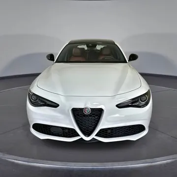 2022 Alfa Romeo Giulia Ti Sedan 4D