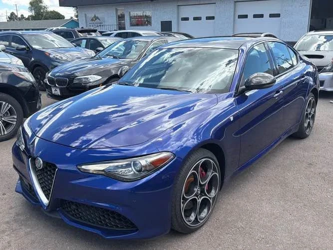 2022 Alfa Romeo Giulia - Image 3 of 18