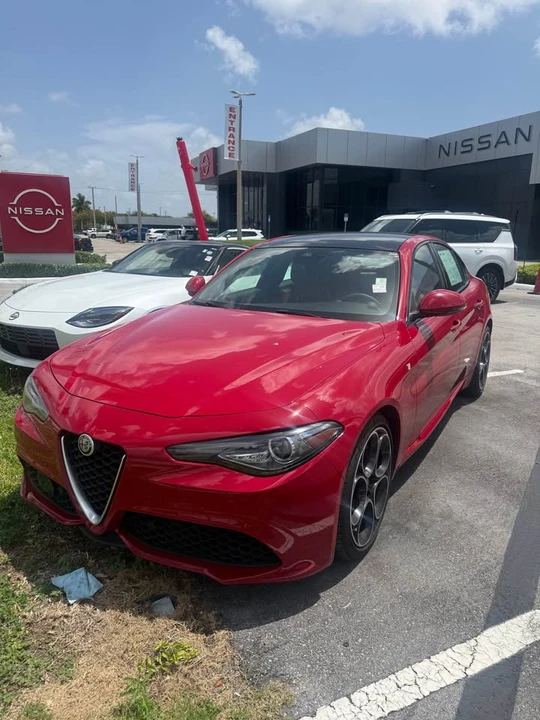 2022 Alfa Romeo Giulia - Image 4 of 15