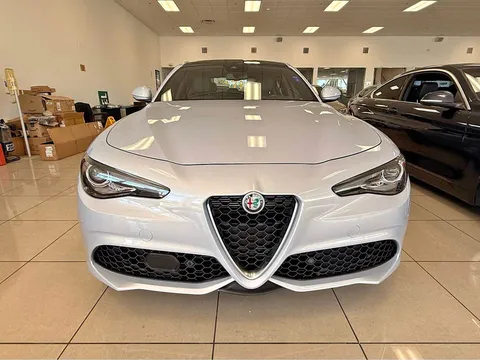 2022 Alfa Romeo Giulia Ti Sedan 4D