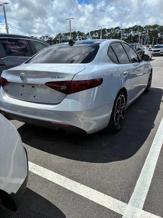 2022 Alfa Romeo Giulia - Image 3 of 8