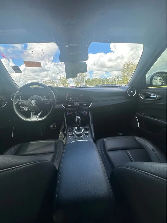 2022 Alfa Romeo Giulia - Image 13 of 13
