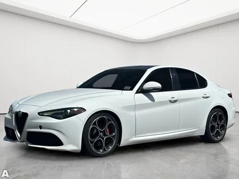 2022 Alfa Romeo Giulia Ti Sedan