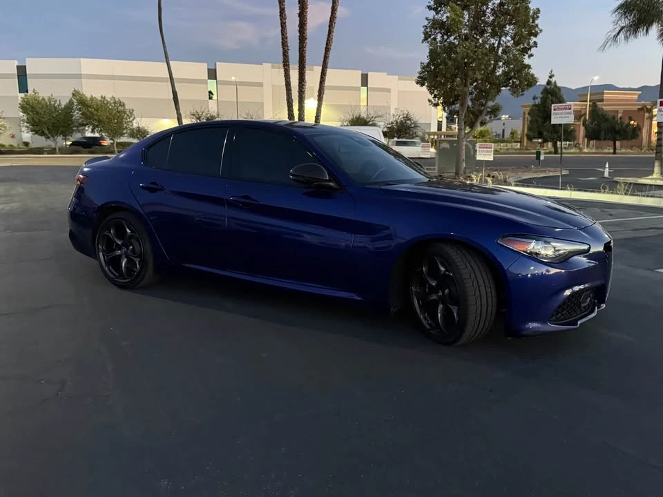 2022 Alfa Romeo Giulia - Image 4 of 16