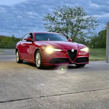 2022 Alfa Romeo Giulia Ti Sport Sedan 4D