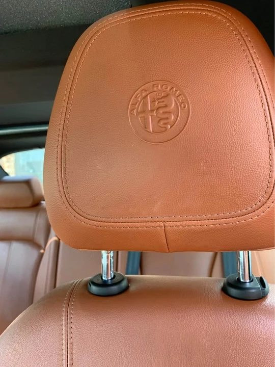 2022 Alfa Romeo Giulia - Image 4 of 9