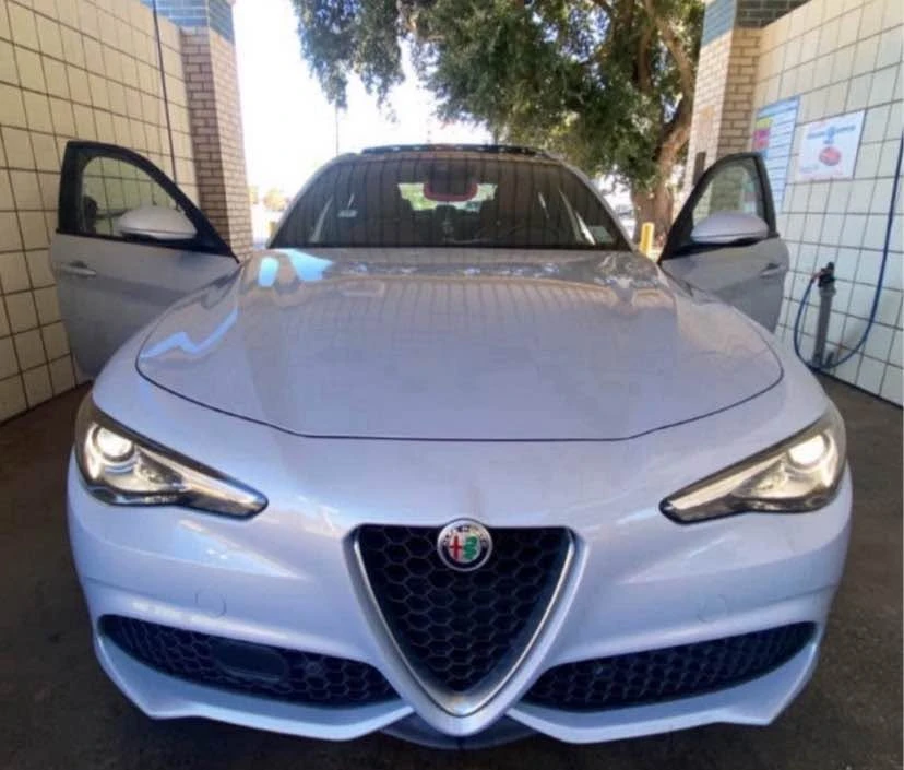 2022 Alfa Romeo Giulia - Image 9 of 9