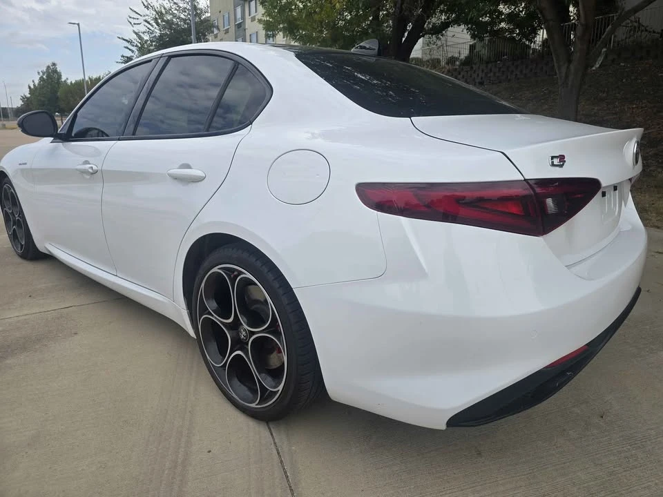 2022 Alfa Romeo Giulia - Image 7 of 15
