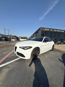 2022 Alfa Romeo Giulia Ti Veloce Sedan 4D