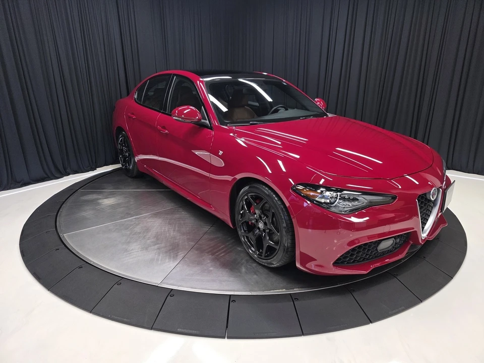 2022 Alfa Romeo Giulia - Image 4 of 12