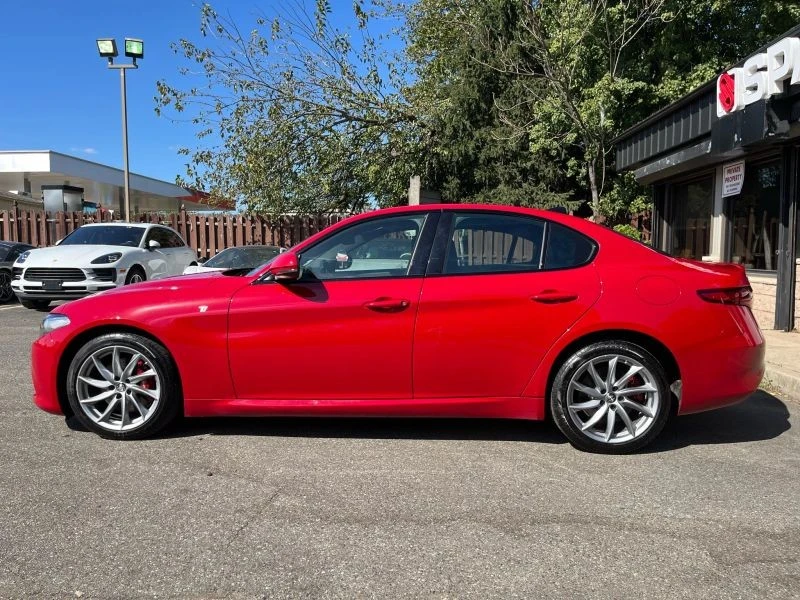 2022 Alfa Romeo Giulia - Image 3 of 12