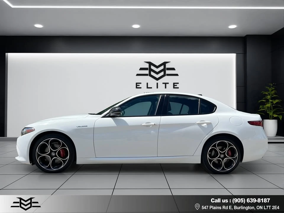 2022 Alfa Romeo Giulia - Image 4 of 20