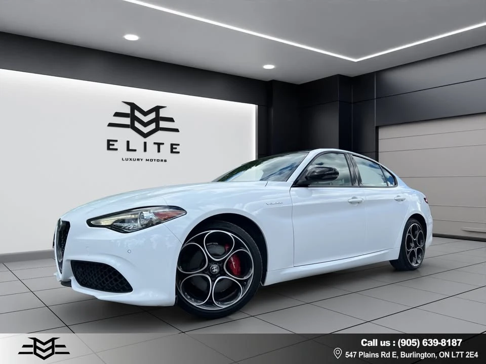 2022 Alfa Romeo Giulia - Image 11 of 20