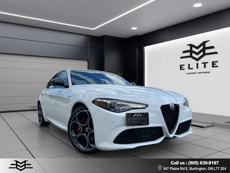 2022 Alfa Romeo Giulia - Image 14 of 20