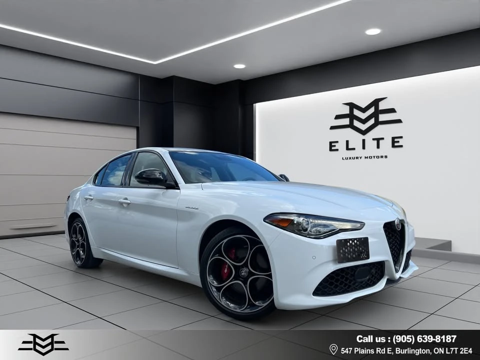 2022 Alfa Romeo Giulia - Image 9 of 20