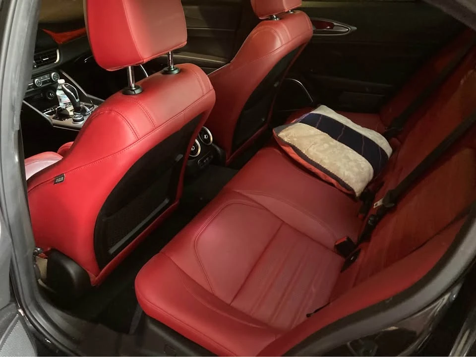2022 Alfa Romeo Giulia - Image 6 of 10
