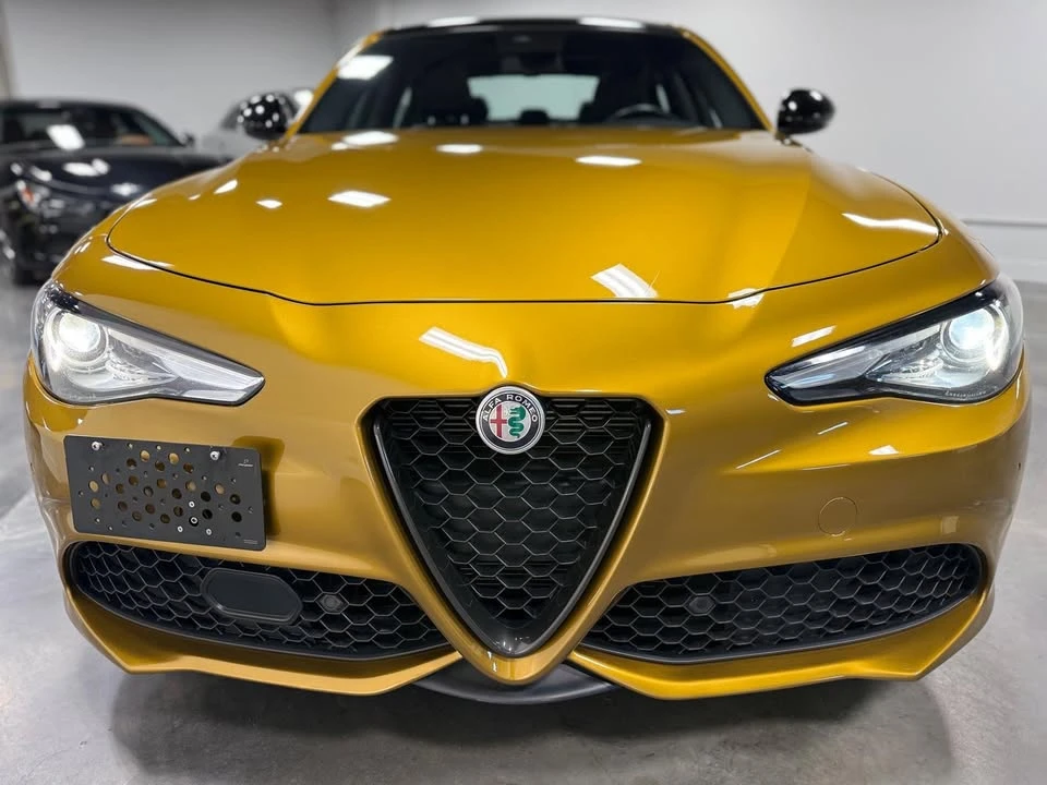 2022 Alfa Romeo Giulia - Image 7 of 20