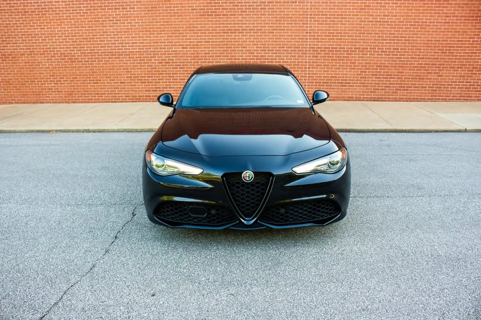 2022 Alfa Romeo Giulia - Image 19 of 20