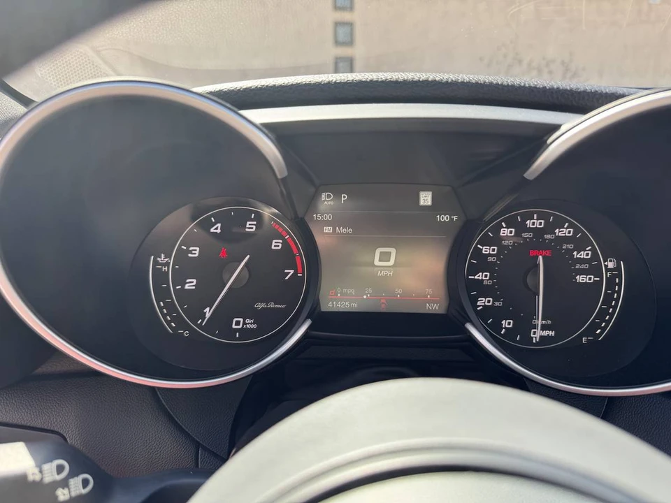 2022 Alfa Romeo Giulia - Image 11 of 22