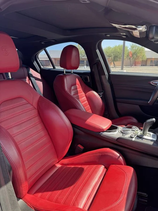 2022 Alfa Romeo Giulia - Image 7 of 22