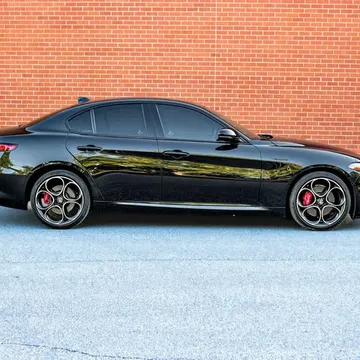2022 Alfa Romeo Giulia Veloce