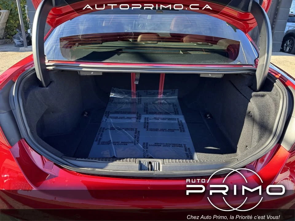 2022 Alfa Romeo Giulia - Image 19 of 20