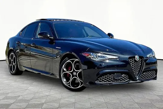 2022 Alfa Romeo Giulia Veloce