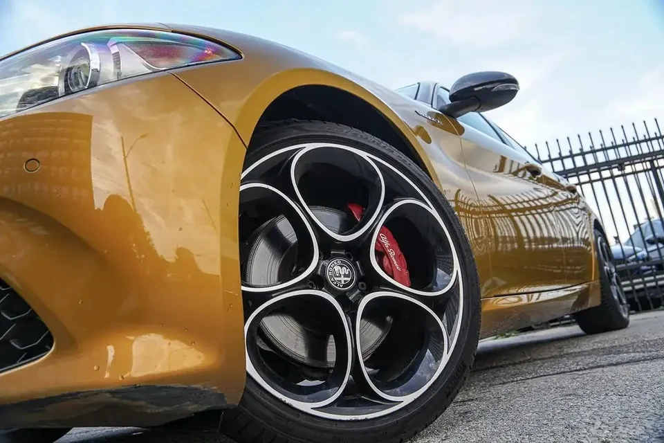2022 Alfa Romeo Giulia - Image 4 of 20