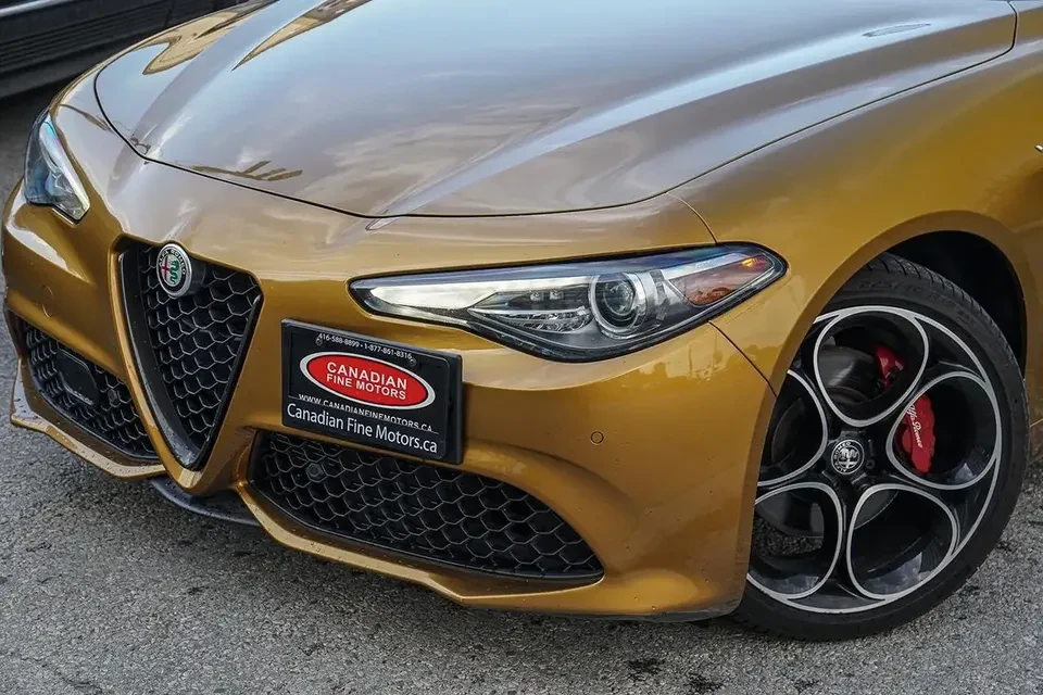 2022 Alfa Romeo Giulia - Image 3 of 20