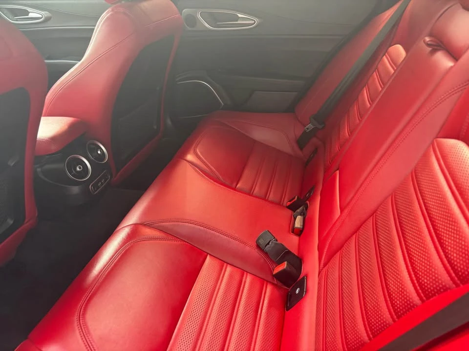 2022 Alfa Romeo Giulia - Image 9 of 11