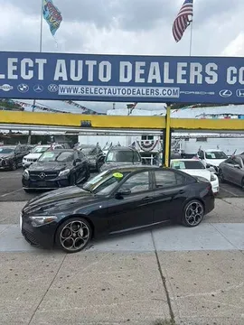 2022 Alfa Romeo Giulia Veloce Sedan 4D