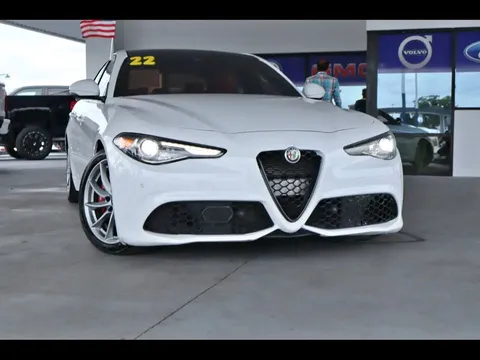 2022 Alfa Romeo Giulia