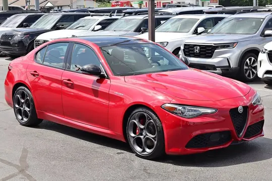 2022 Alfa Romeo Giulia