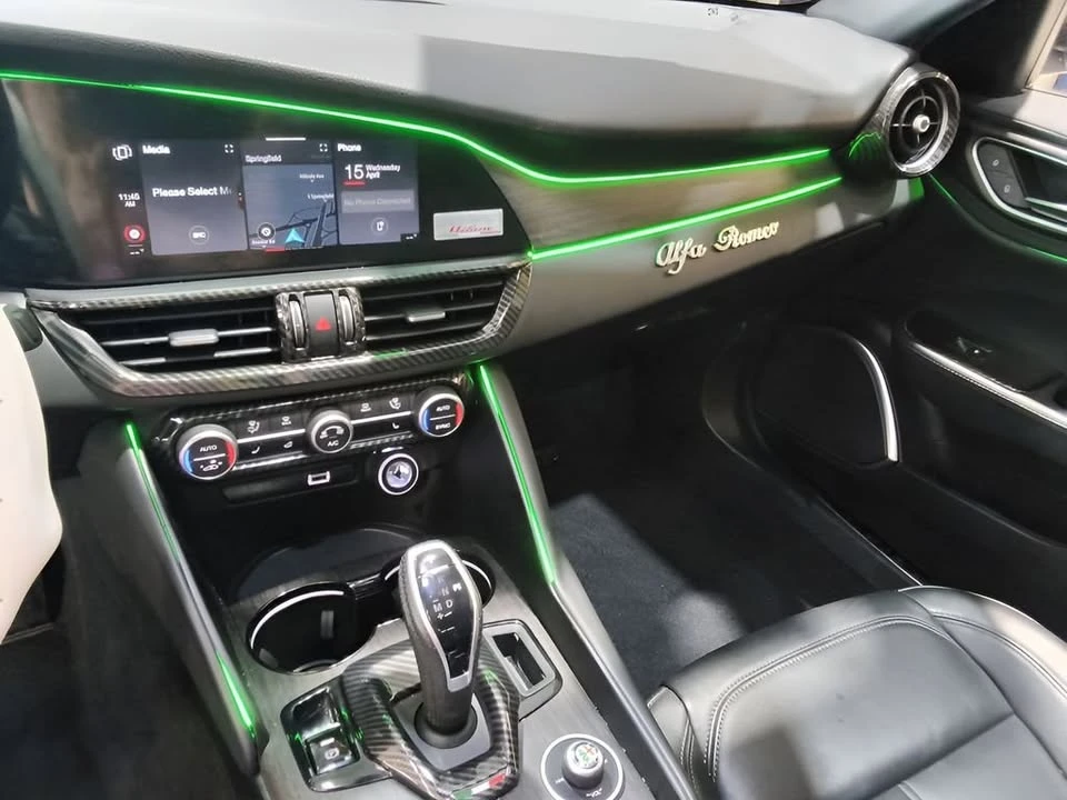 2022 Alfa Romeo - Image 8 of 8