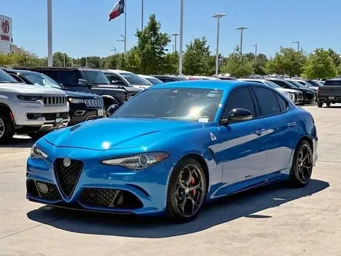 2022 Alfa Romeo Giulia Quadrifoglio
