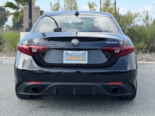 2022 Alfa Romeo Giulia - Image 7 of 16