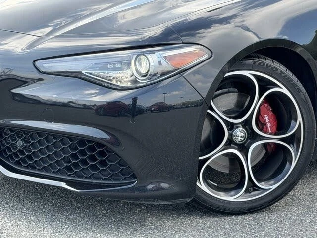 2022 Alfa Romeo Giulia - Image 3 of 16