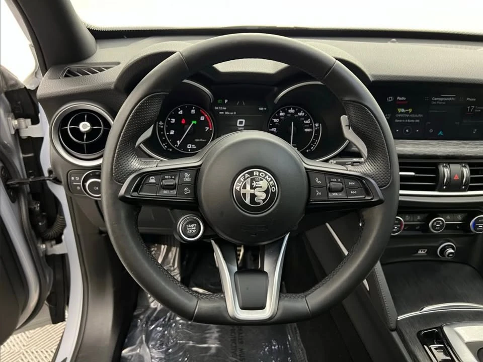 2022 Alfa Romeo Stelvio - Image 8 of 9