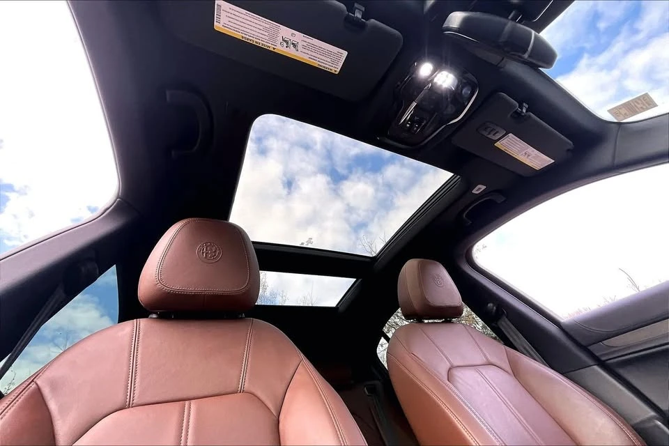 2022 Alfa Romeo Stelvio - Image 15 of 19