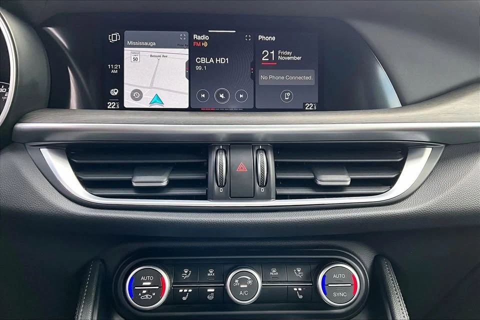 2022 Alfa Romeo Stelvio - Image 12 of 19