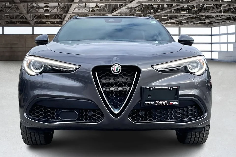 2022 Alfa Romeo Stelvio - Image 2 of 19