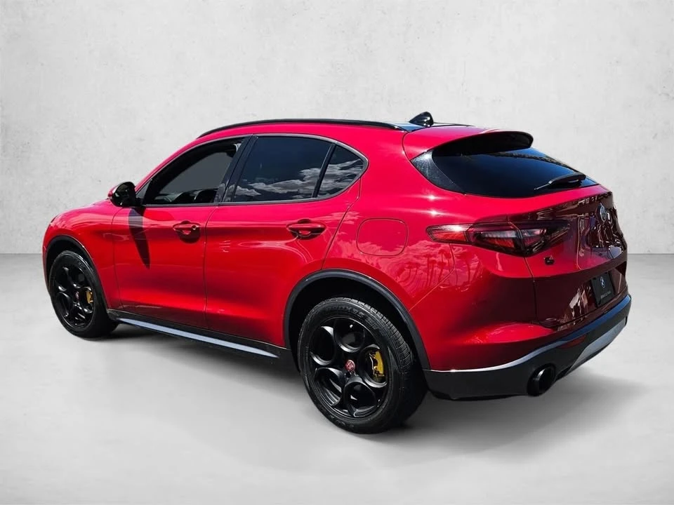 2022 Alfa Romeo Stelvio - Image 8 of 20