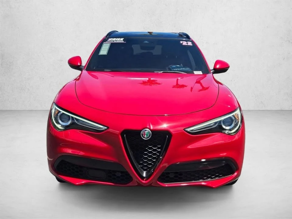 2022 Alfa Romeo Stelvio - Image 2 of 20
