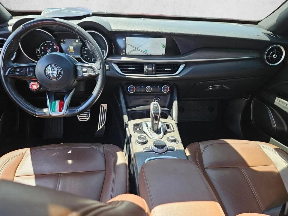 2022 Alfa Romeo Stelvio - Image 16 of 20